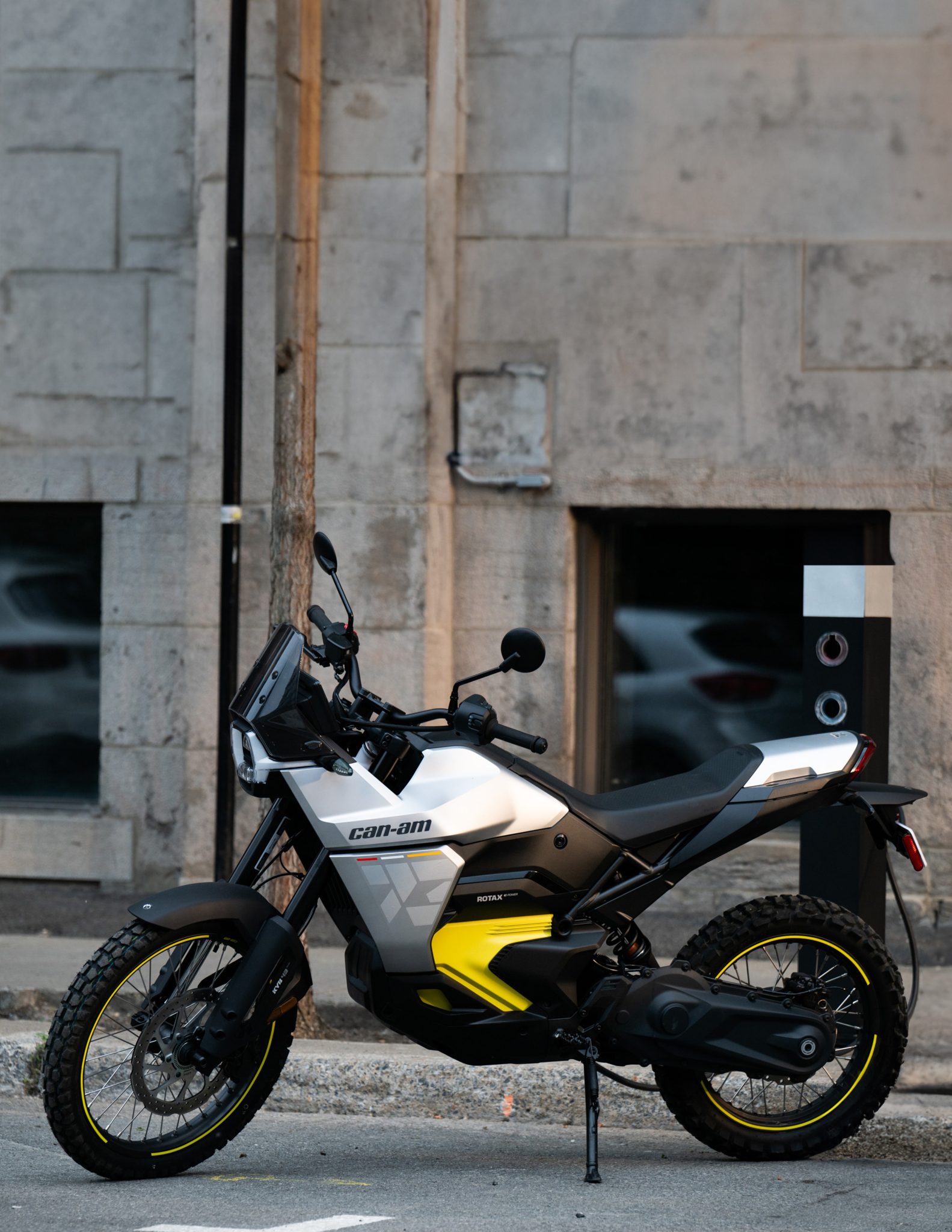 Can-Am Origin '73 Dual-Sport Electric Motorcycle - Good Design